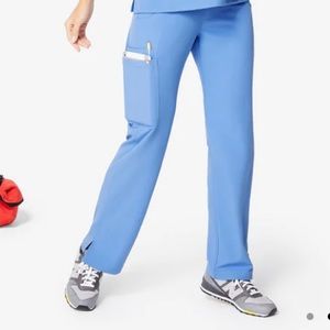 FIGS Kade Cargo Scrub Pants XL- Ceil Blue